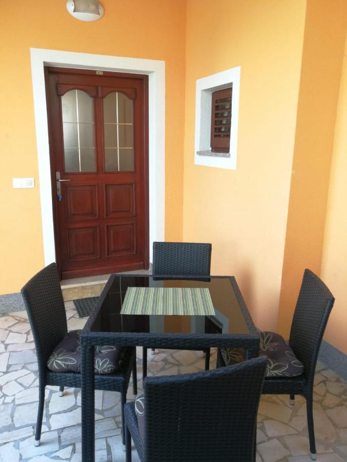 Apartments Ines Медулин Екстериор снимка