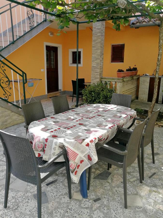 Apartments Ines Медулин Екстериор снимка